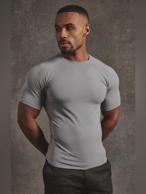 Tailored Athlete Basic Fit Tee Grey - Size XL NWOT